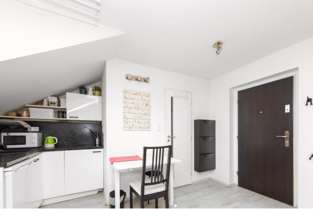 Appartamento The Attic Studio Bratislava Esterno foto